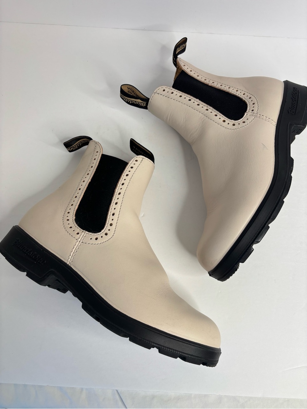 Blundstone 2160 Women's Heeled Chelsea Boots Pearl White Size 5.5 Ankle Booties